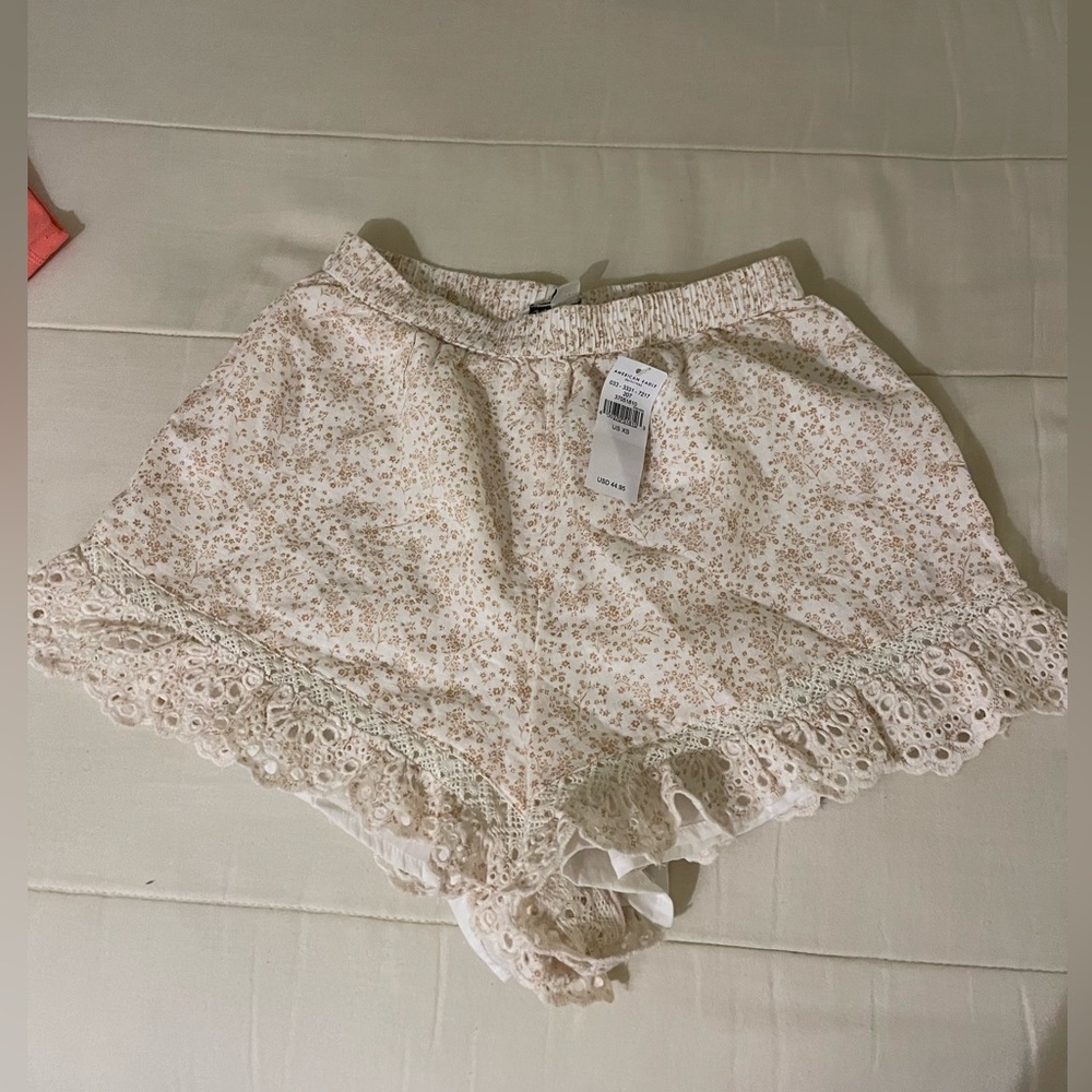 American eagle flowy shorts! NEW WITH TAGS